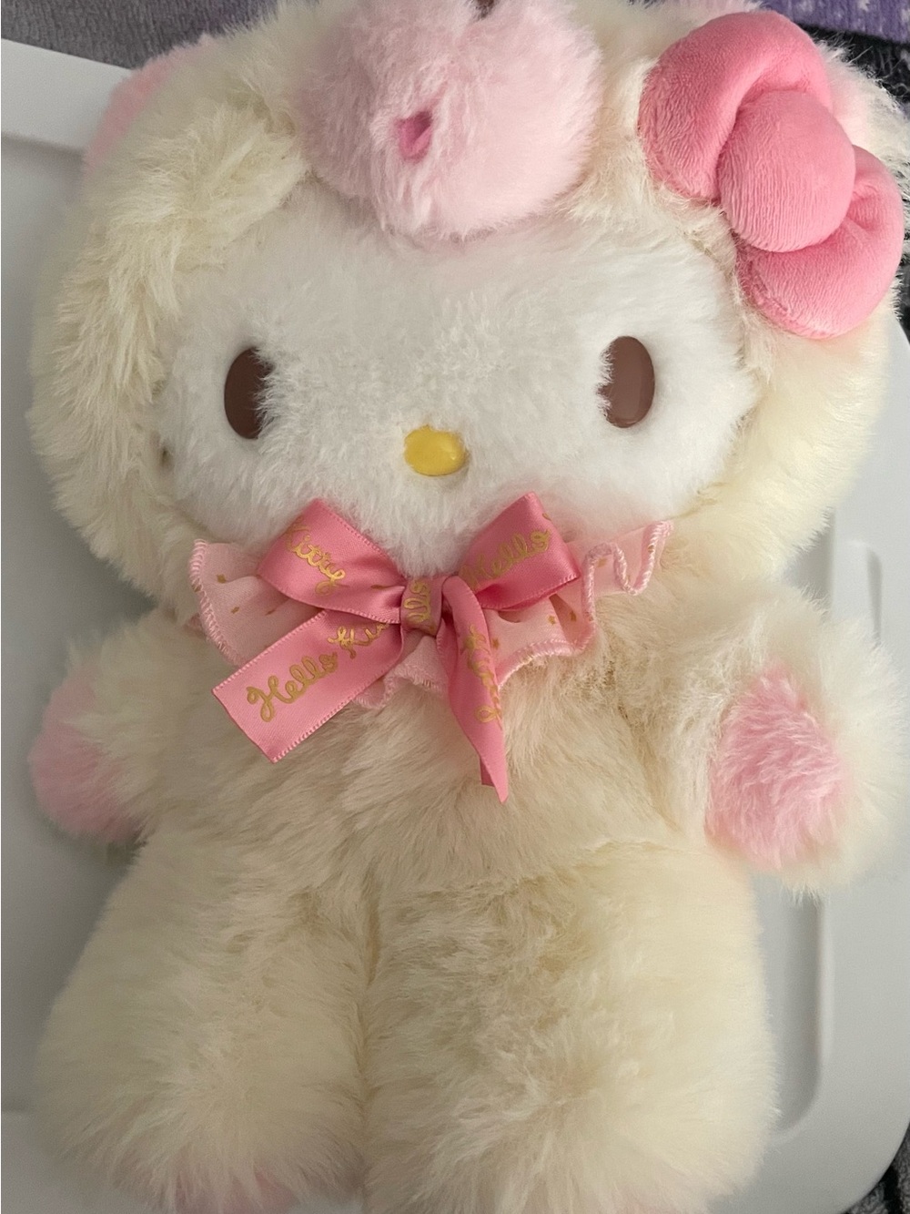 Hello Kitty 10" Plush (Fluffy Teddy Bear Series)